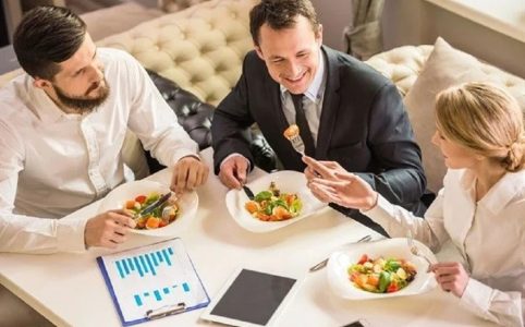 What’s the ideal duration for a lunch meeting